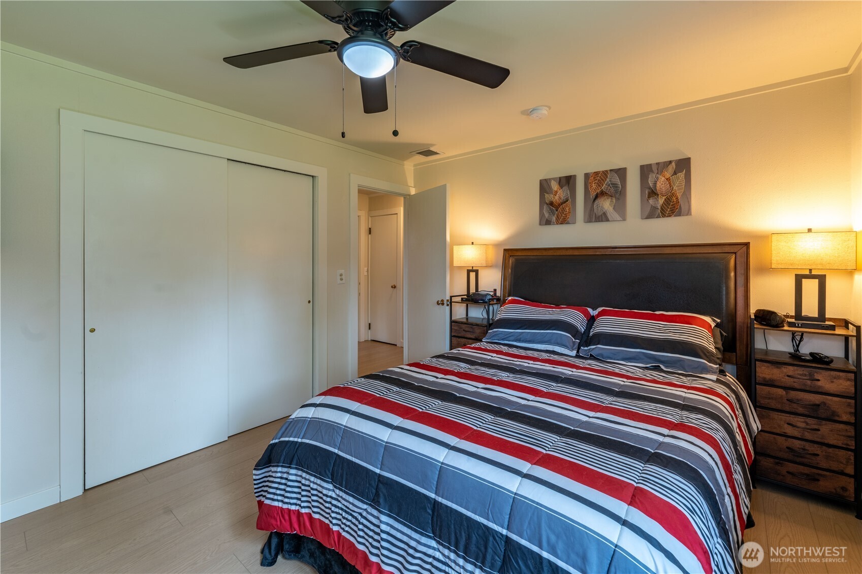 733 W 14th Street , Port Angeles, WA 98363