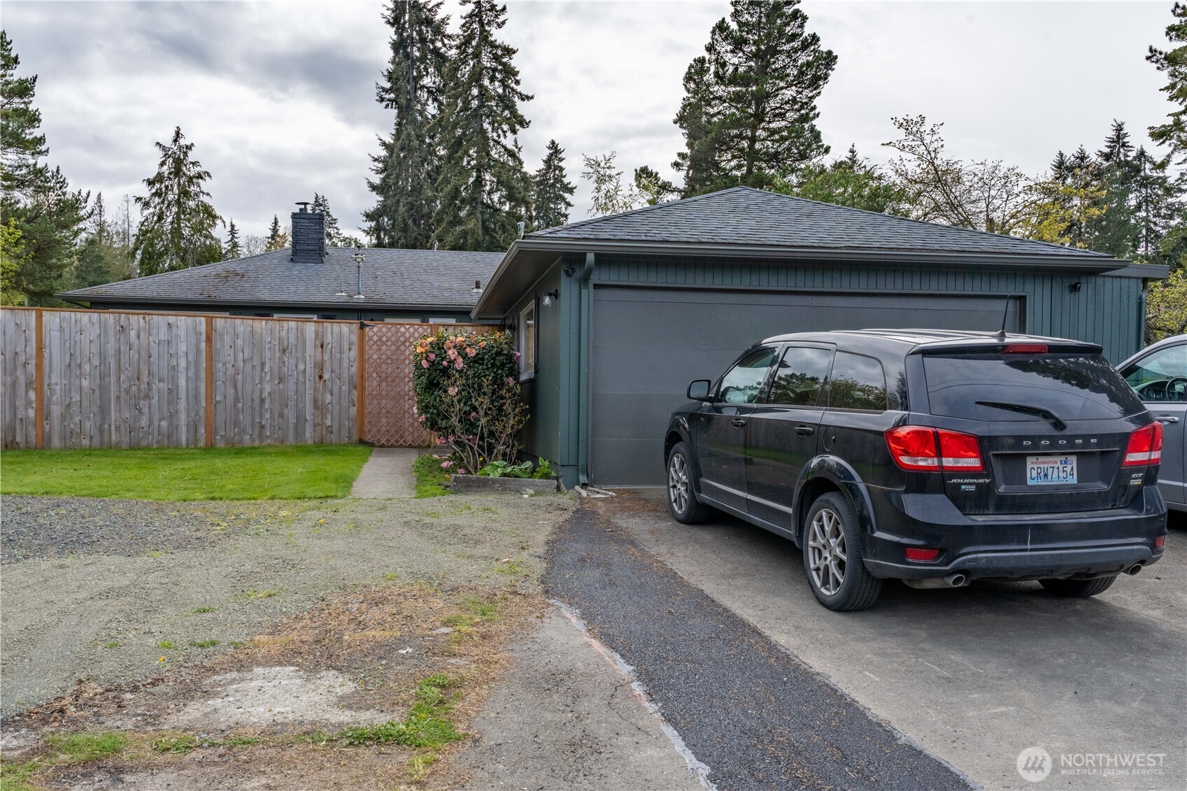 733 W 14th Street , Port Angeles, WA 98363