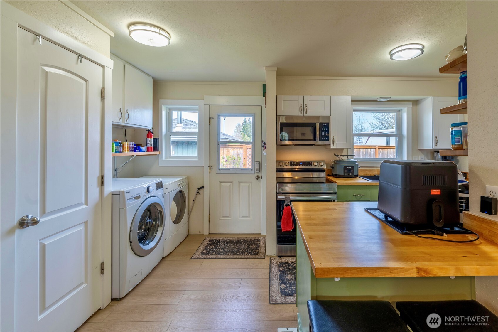 733 W 14th Street , Port Angeles, WA 98363