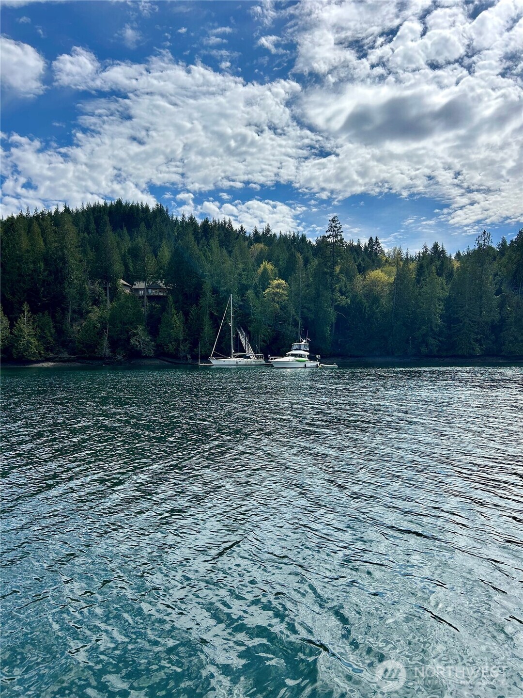 101 Pleasant Harbor Marina #C-21, Brinnon, WA 98320