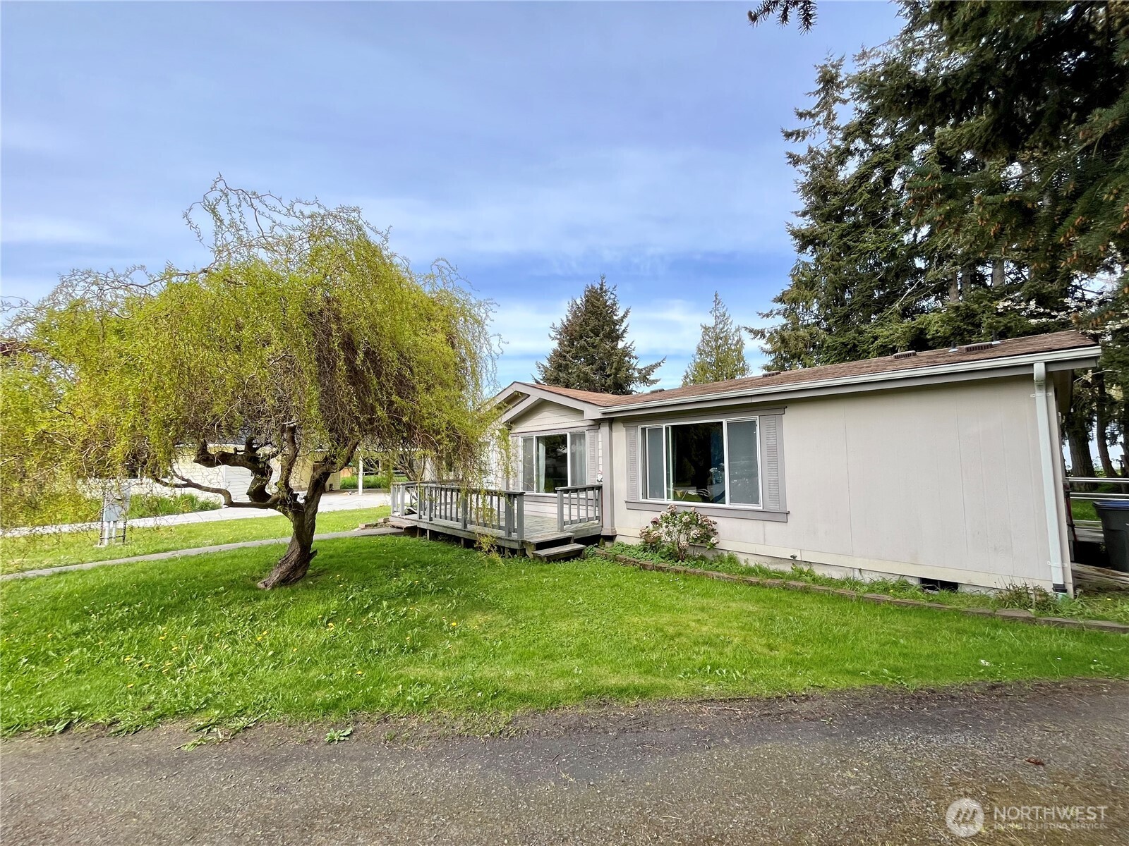41 Allen Dr , Sequim, WA 98382