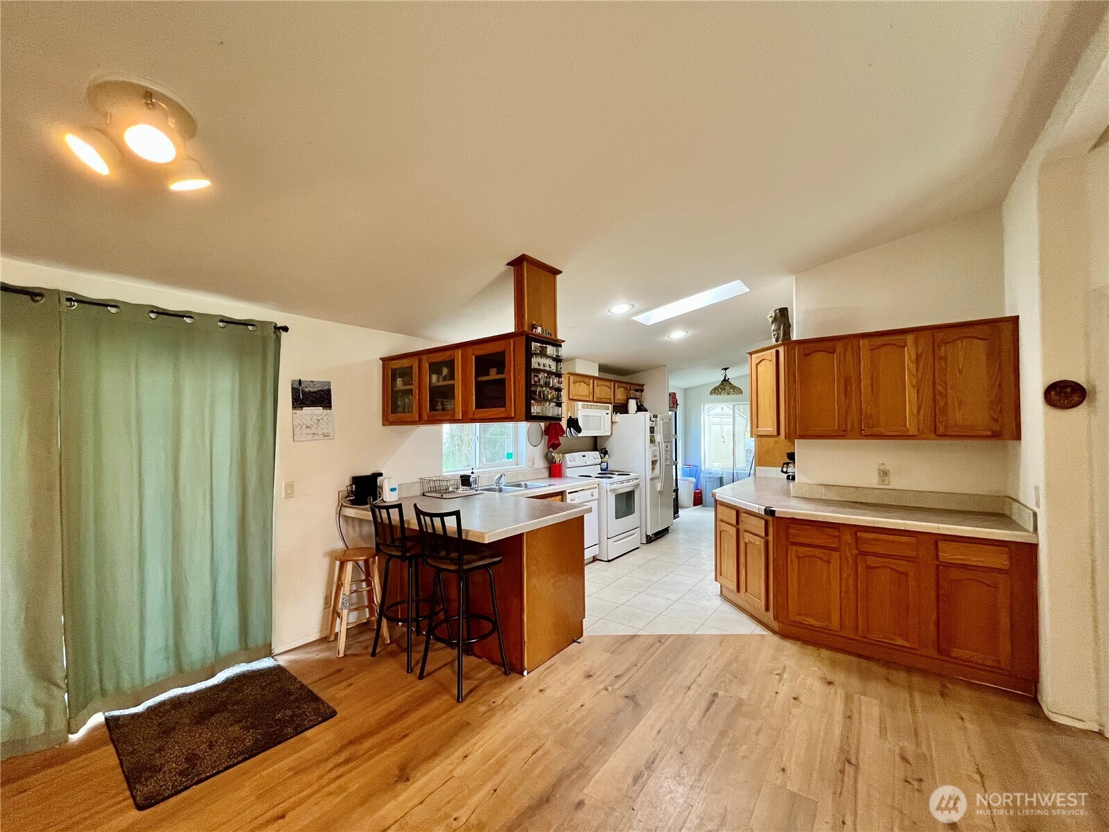 41 Allen Dr , Sequim, WA 98382
