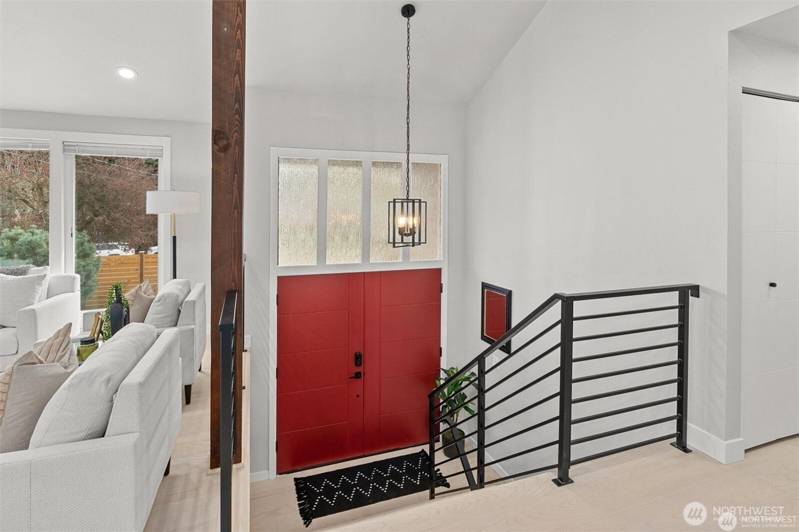 7407 25th Avenue NE, Seattle, WA 98115