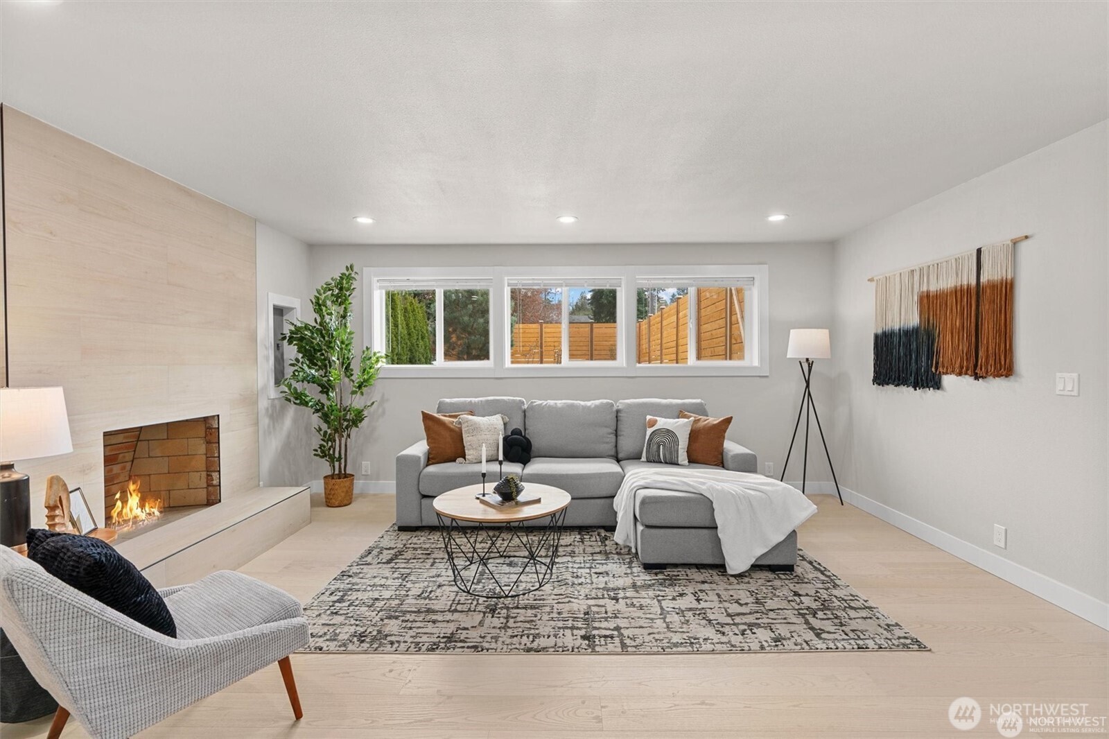 7407 25th Avenue NE, Seattle, WA 98115