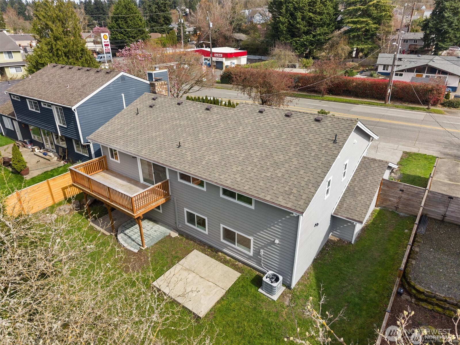 7407 25th Avenue NE, Seattle, WA 98115