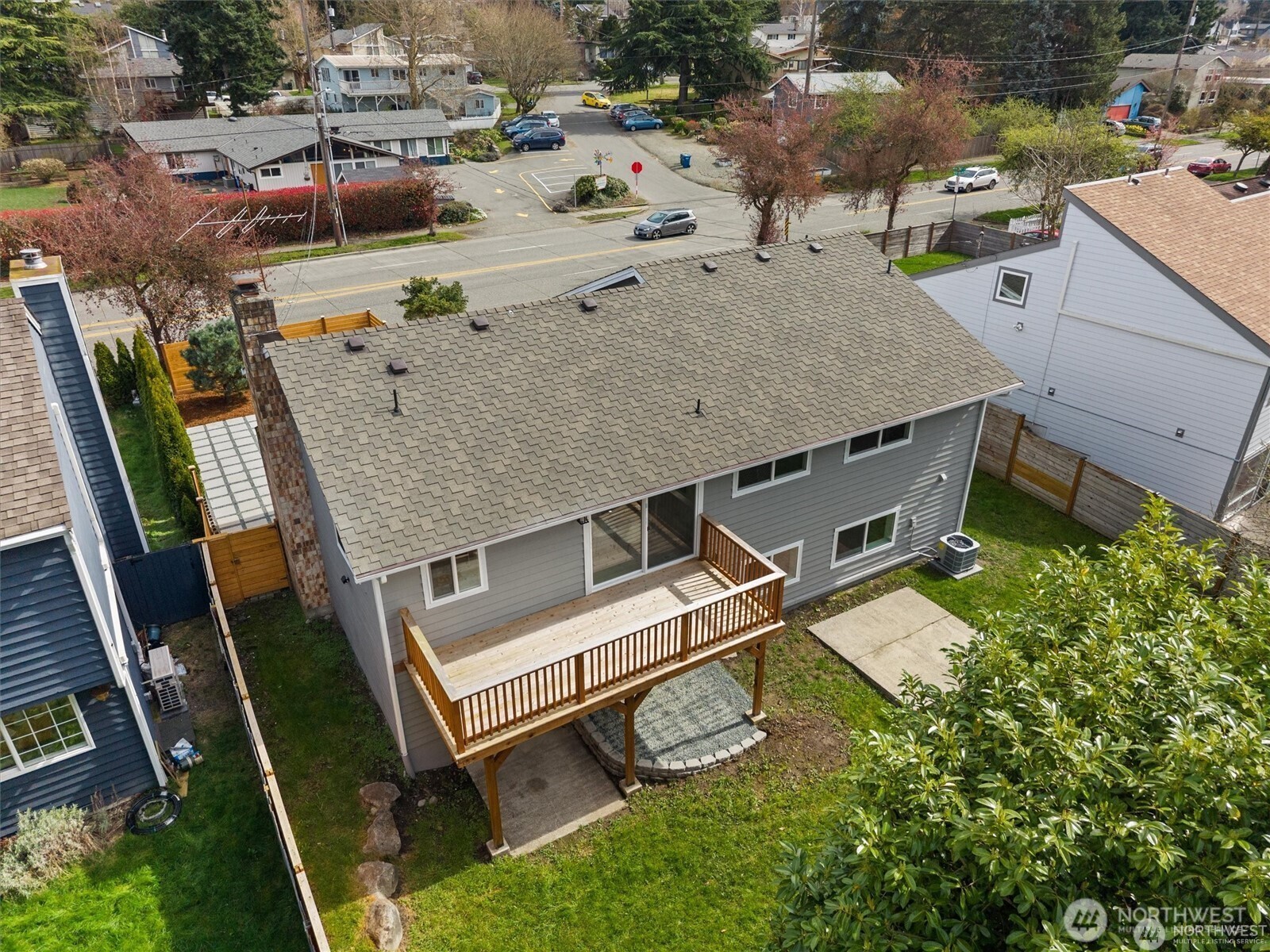 7407 25th Avenue NE, Seattle, WA 98115