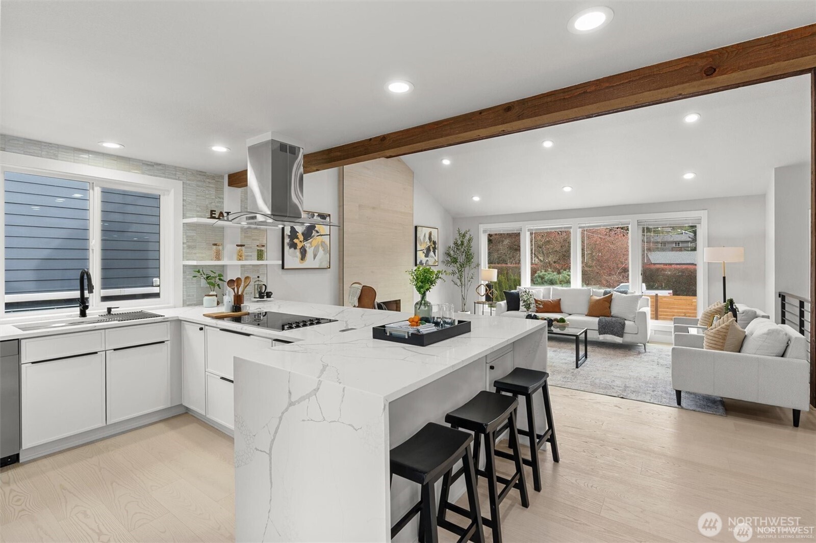 7407 25th Avenue NE, Seattle, WA 98115