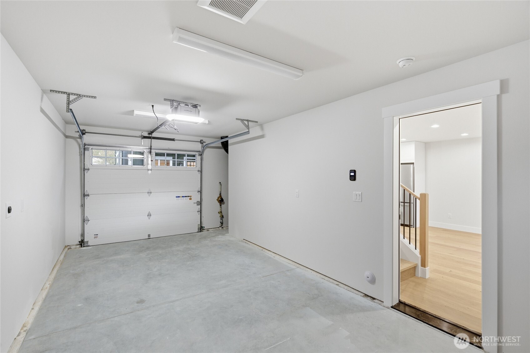 8817 Densmore Avenue N, Seattle, WA 98103