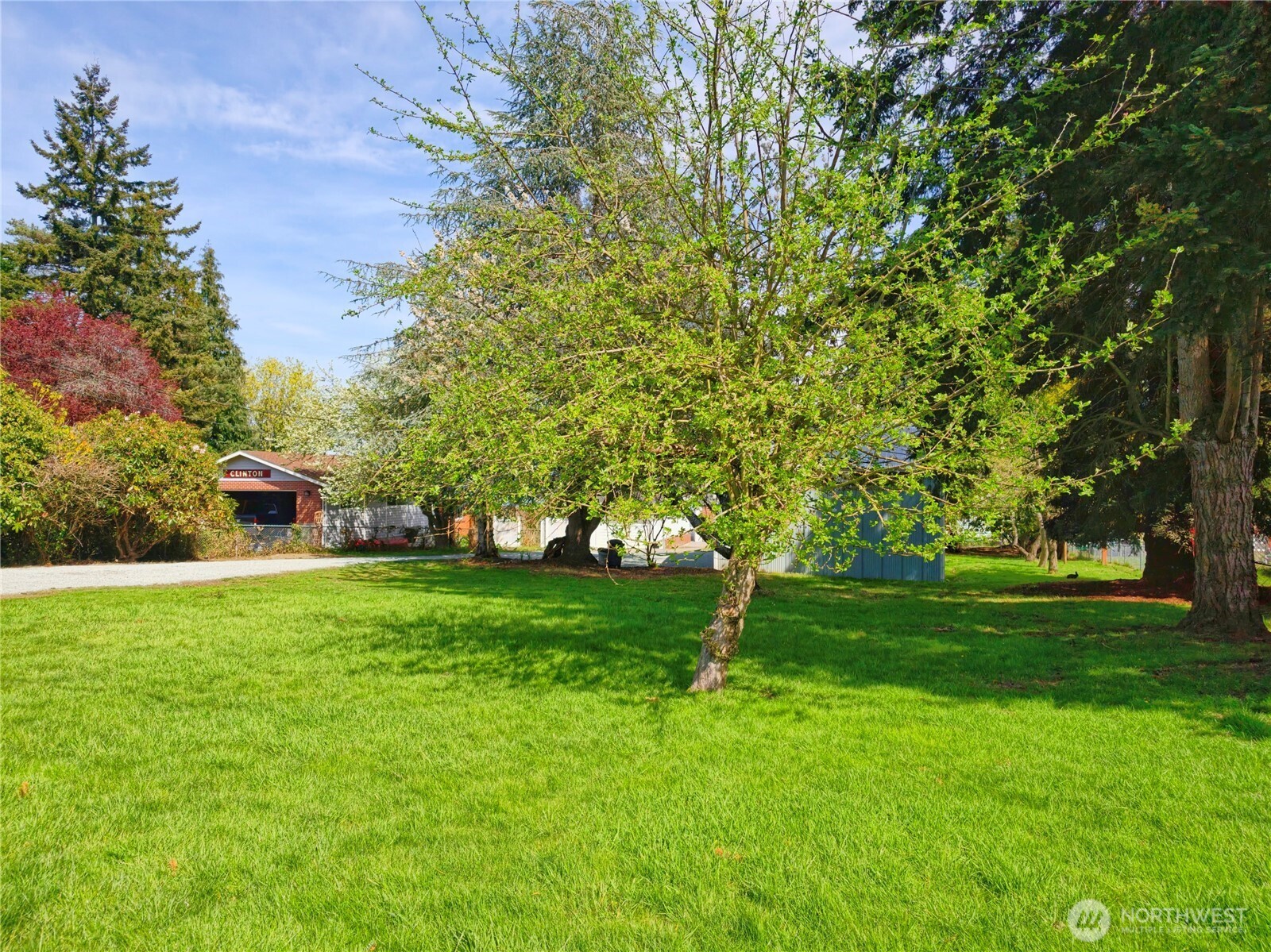 6513 Spencer Lane , Clinton, WA 98236