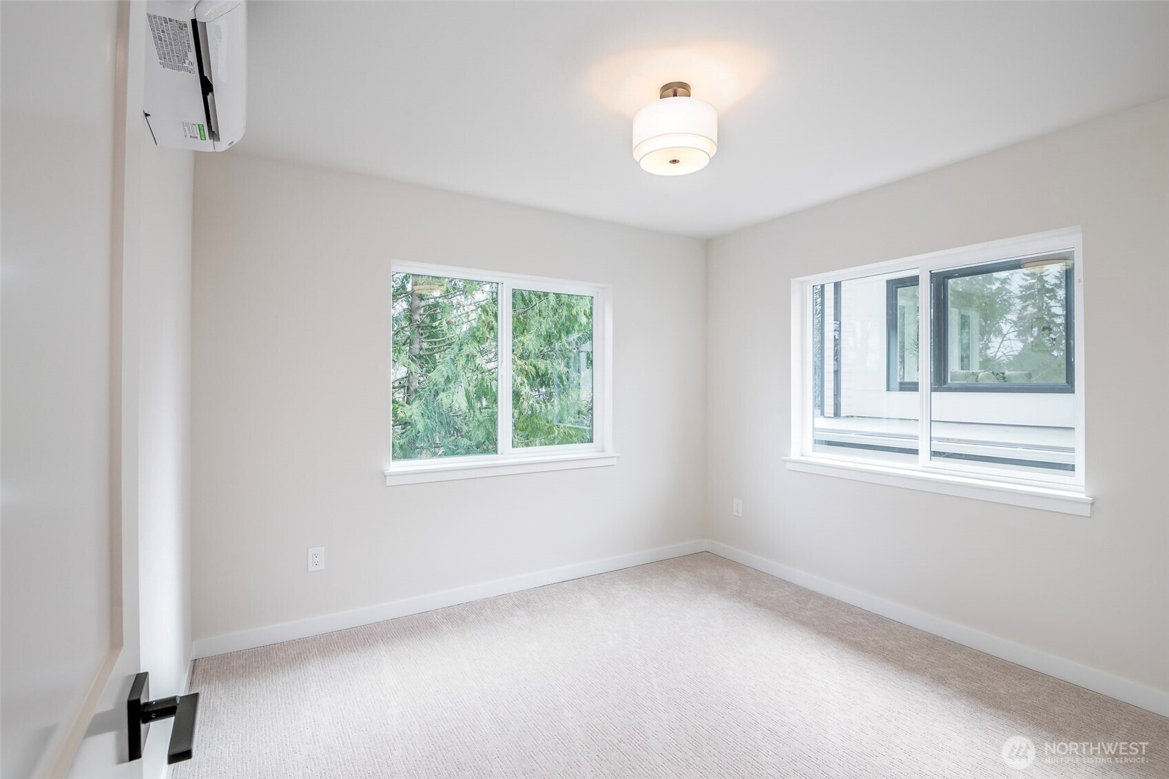 12646 NE 80th Street , Kirkland, WA 98033