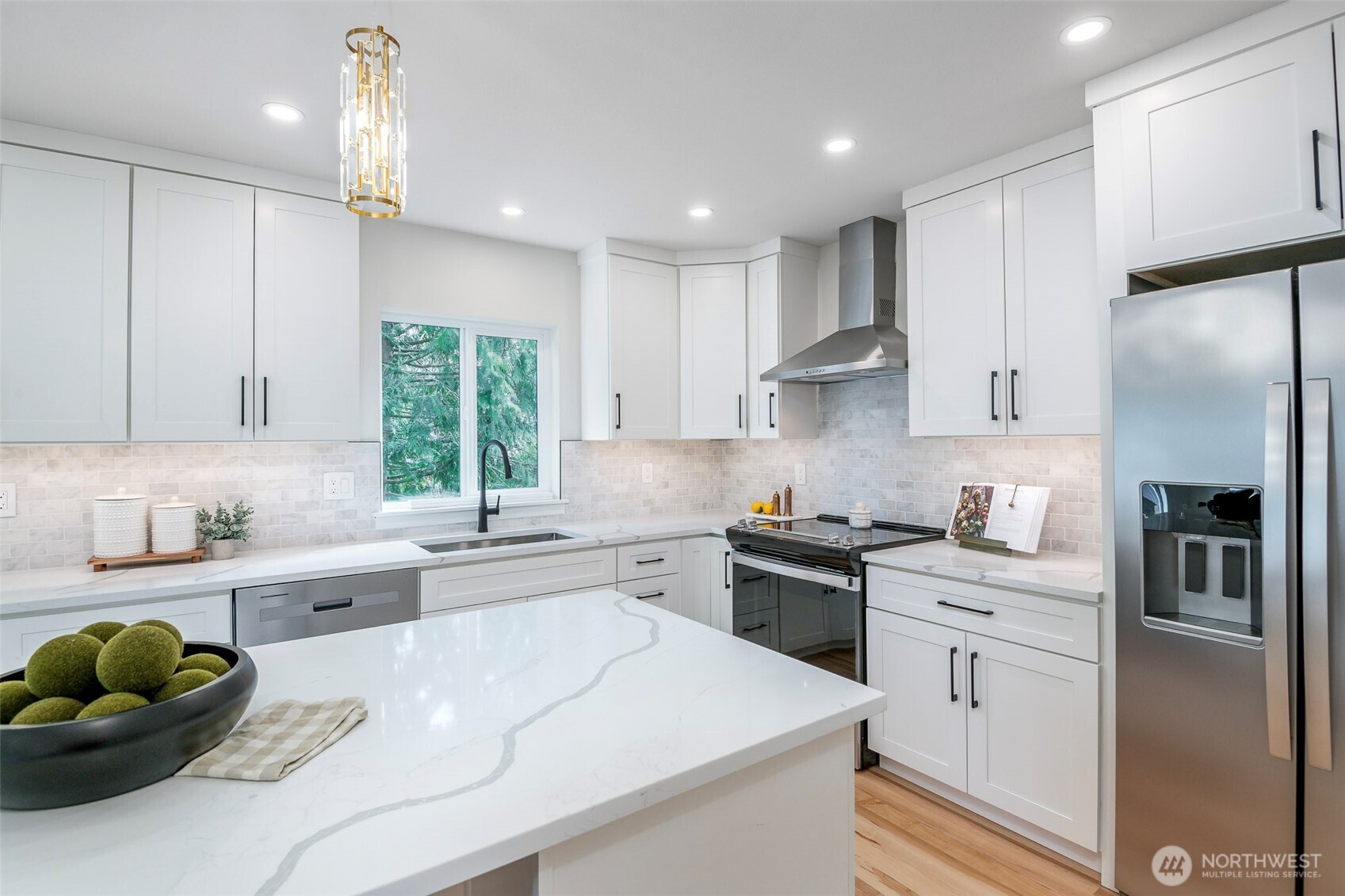 12646 NE 80th Street , Kirkland, WA 98033