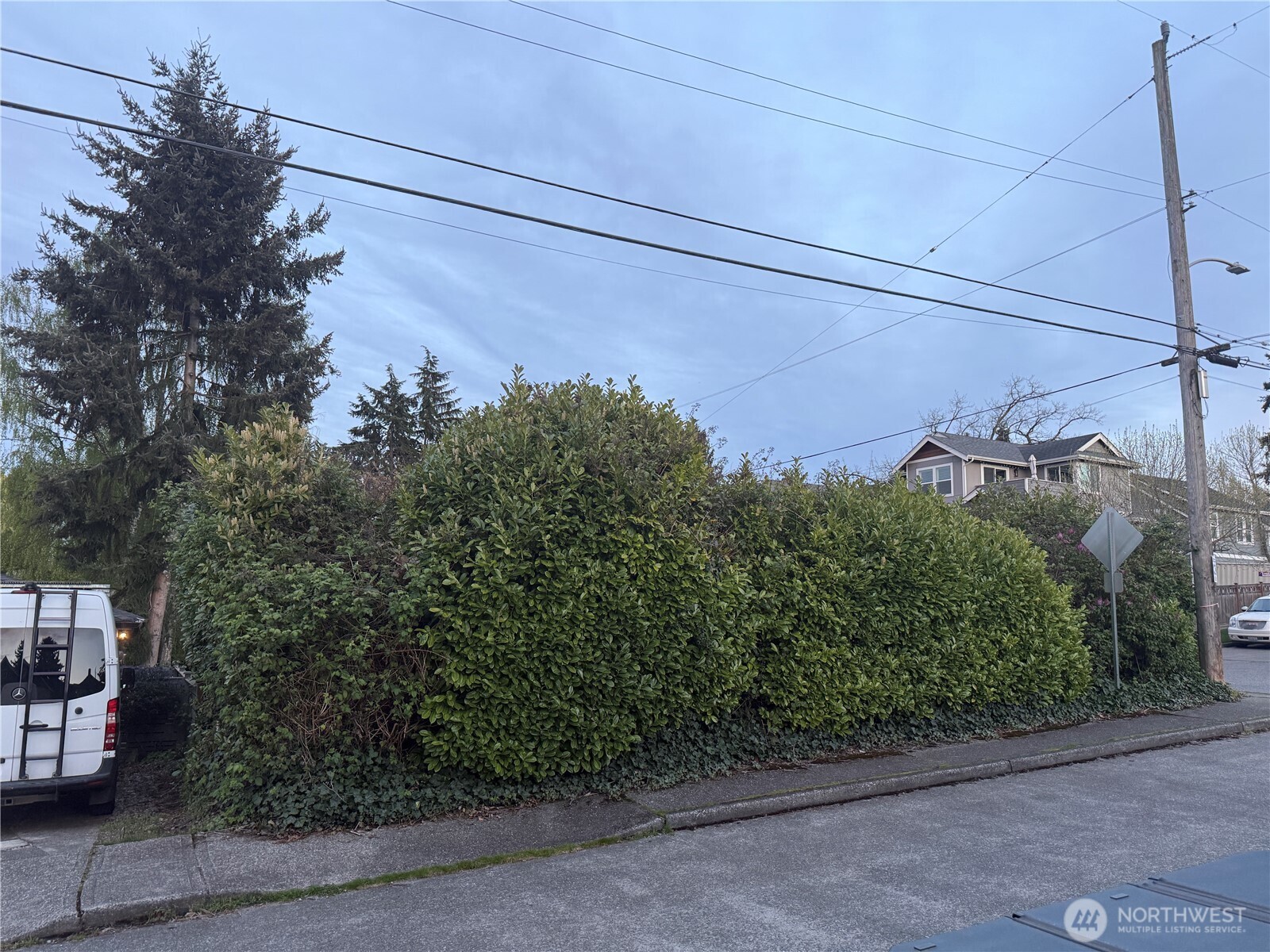 3722 20th Avenue SW, Seattle, WA 98106