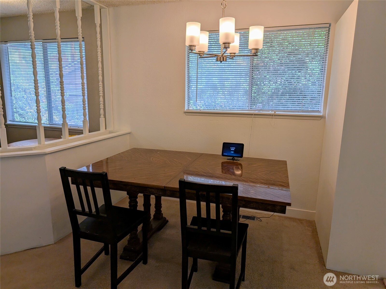 936 N 101 Street , Seattle, WA 98133