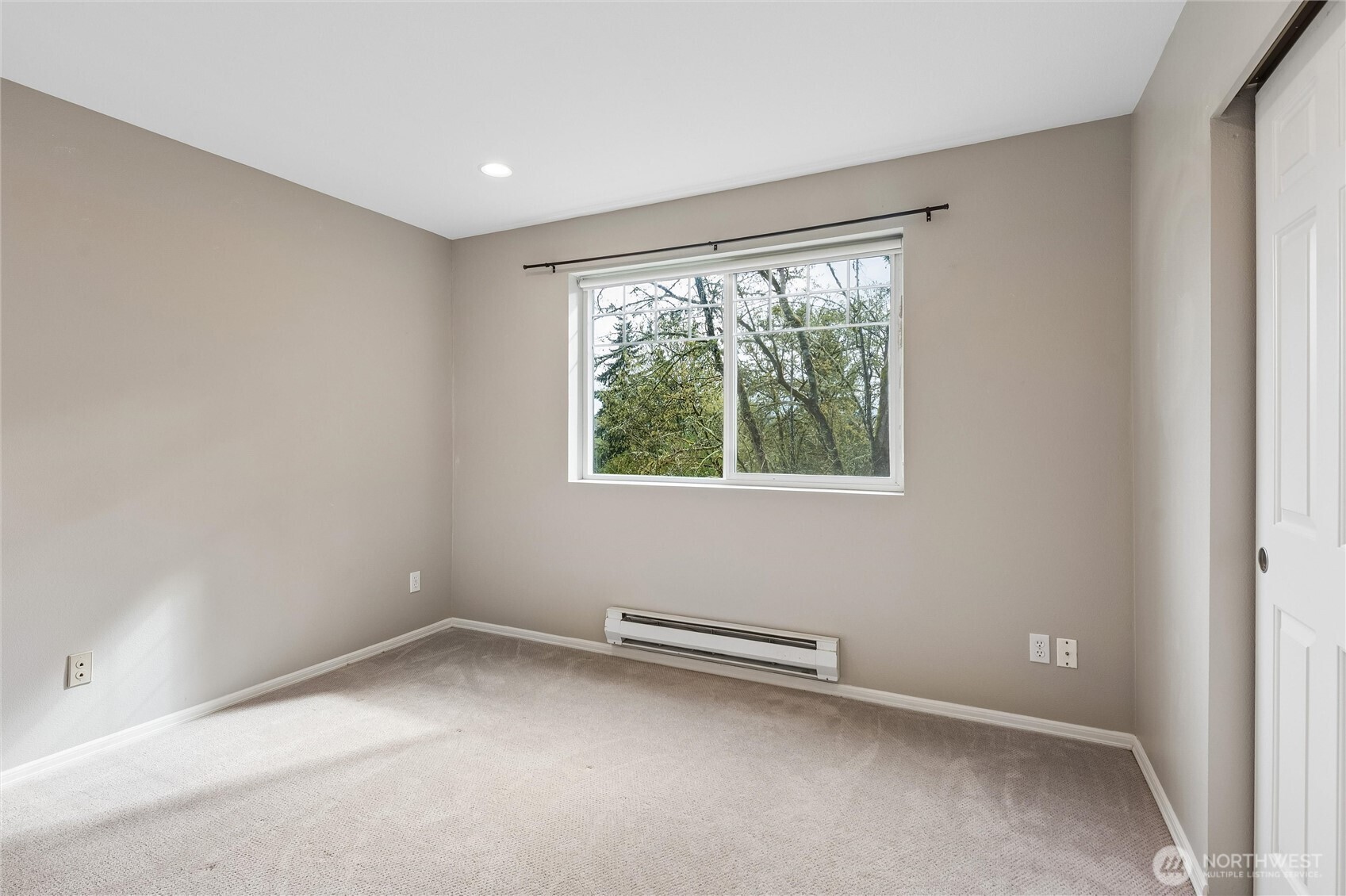 18501 SE Newport Way #H236, Issaquah, WA 98029