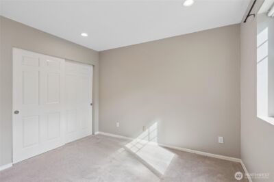 18501 SE Newport Way #H236, Issaquah, WA 98029 - Photo 12