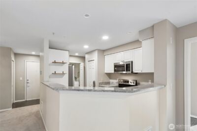 18501 SE Newport Way #H236, Issaquah, WA 98029 - Photo 6
