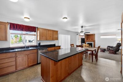 19005 26th Avenue Ct E, Spanaway, WA 98387 - Photo 10