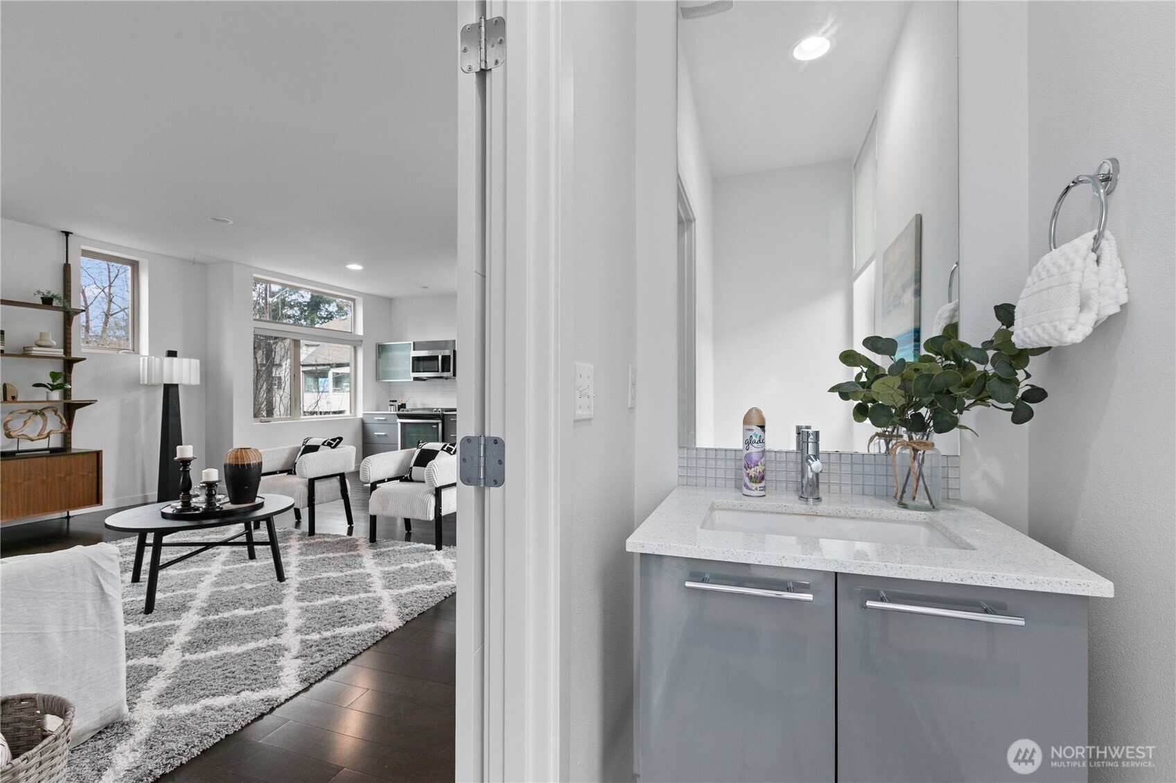 2514 S Washington Street , Seattle, WA 98144