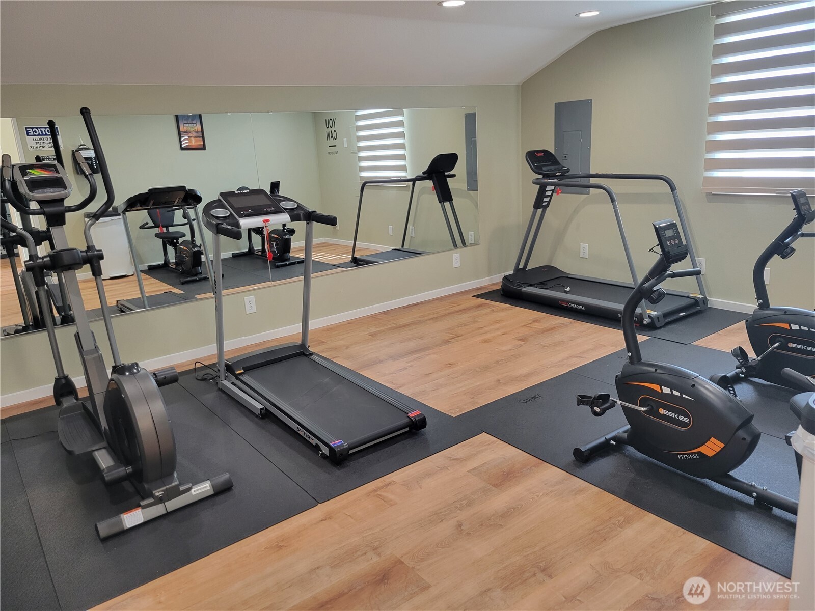 18501 52nd Avenue W #44, Lynnwood, WA 98037