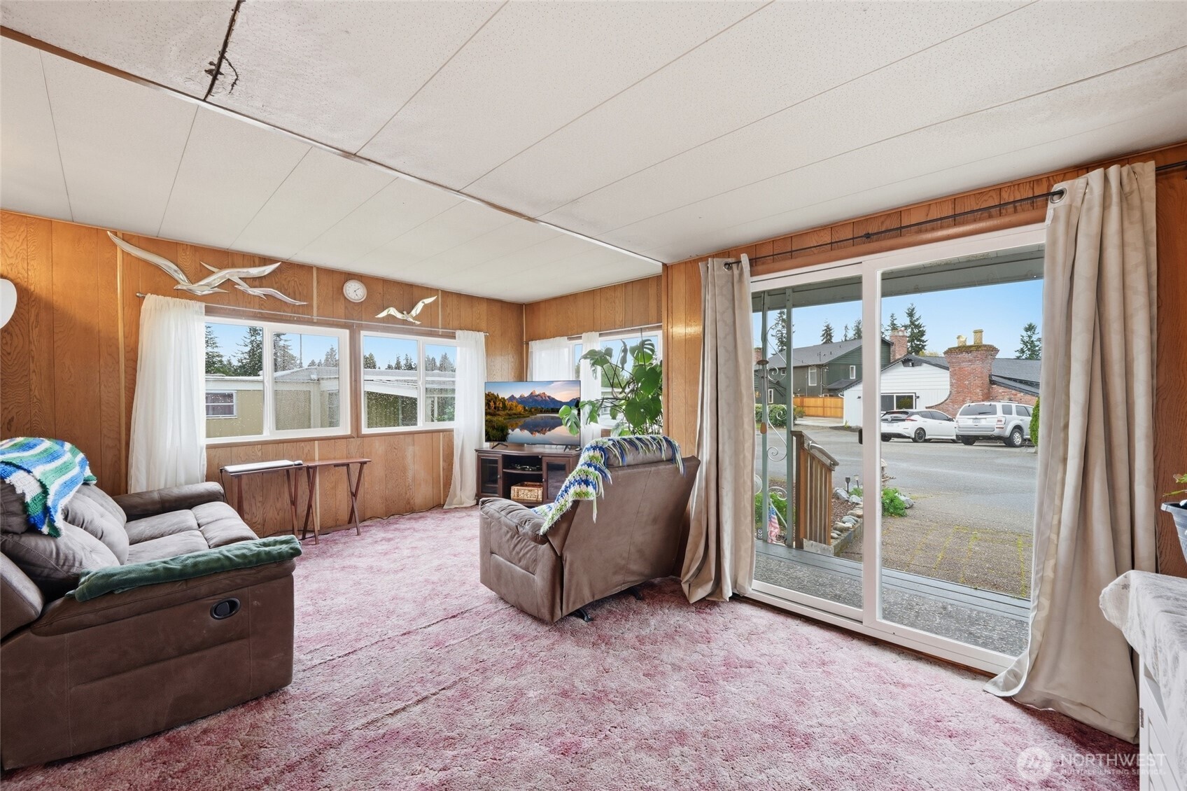 18501 52nd Avenue W #44, Lynnwood, WA 98037