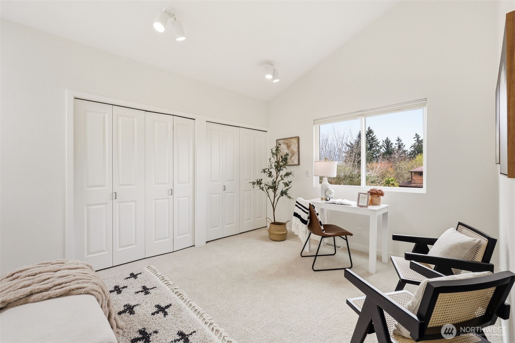 12311 87th Court NE, Kirkland, WA 98034