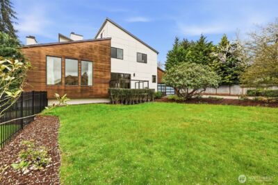 12311 87th Court NE, Kirkland, WA 98034 - Photo 3