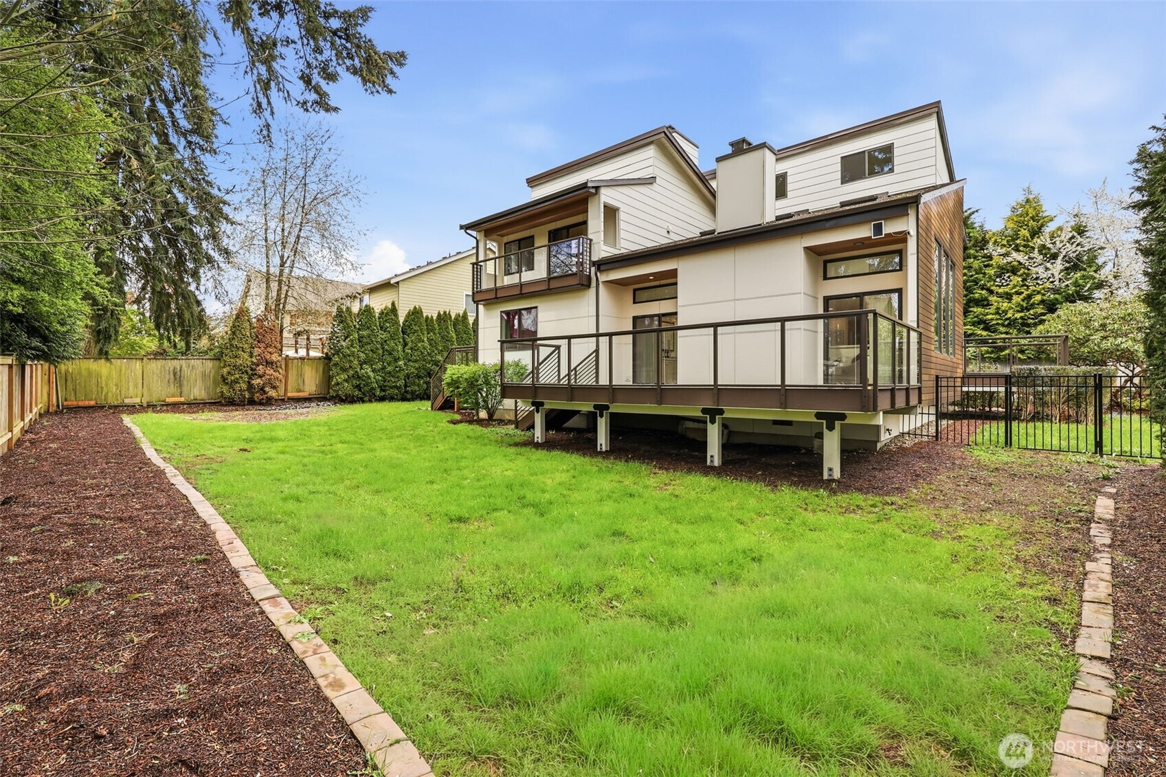 12311 87th Court NE, Kirkland, WA 98034