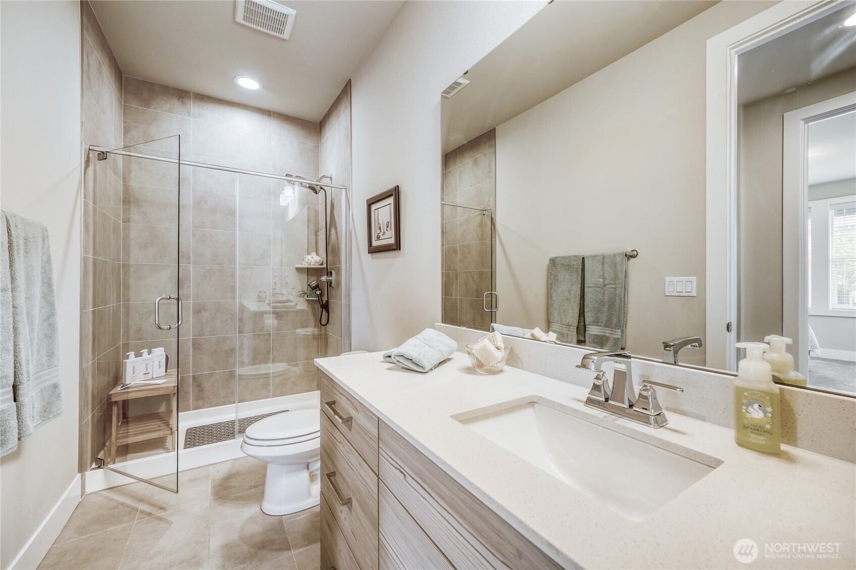 1320 SE 16th Street , North Bend, WA 98045-5042