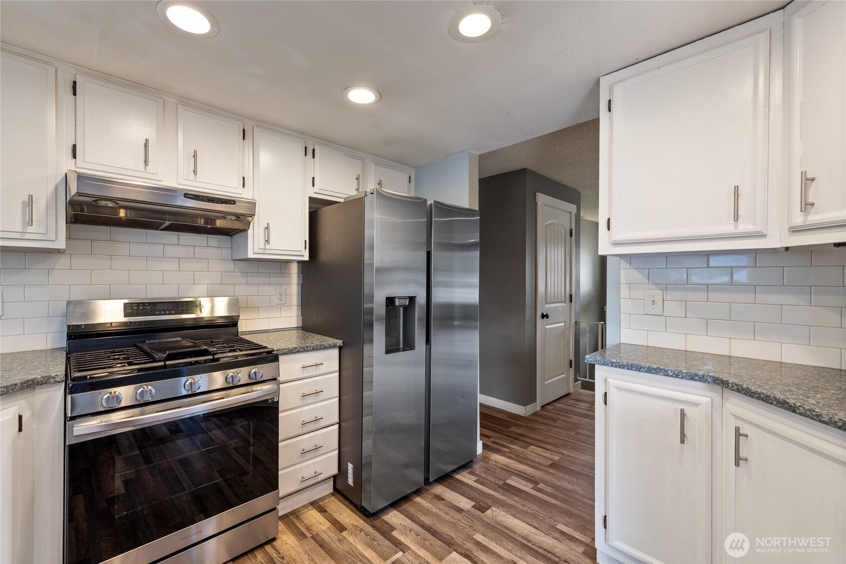 2904 E 147th Street , Tacoma, WA 98455