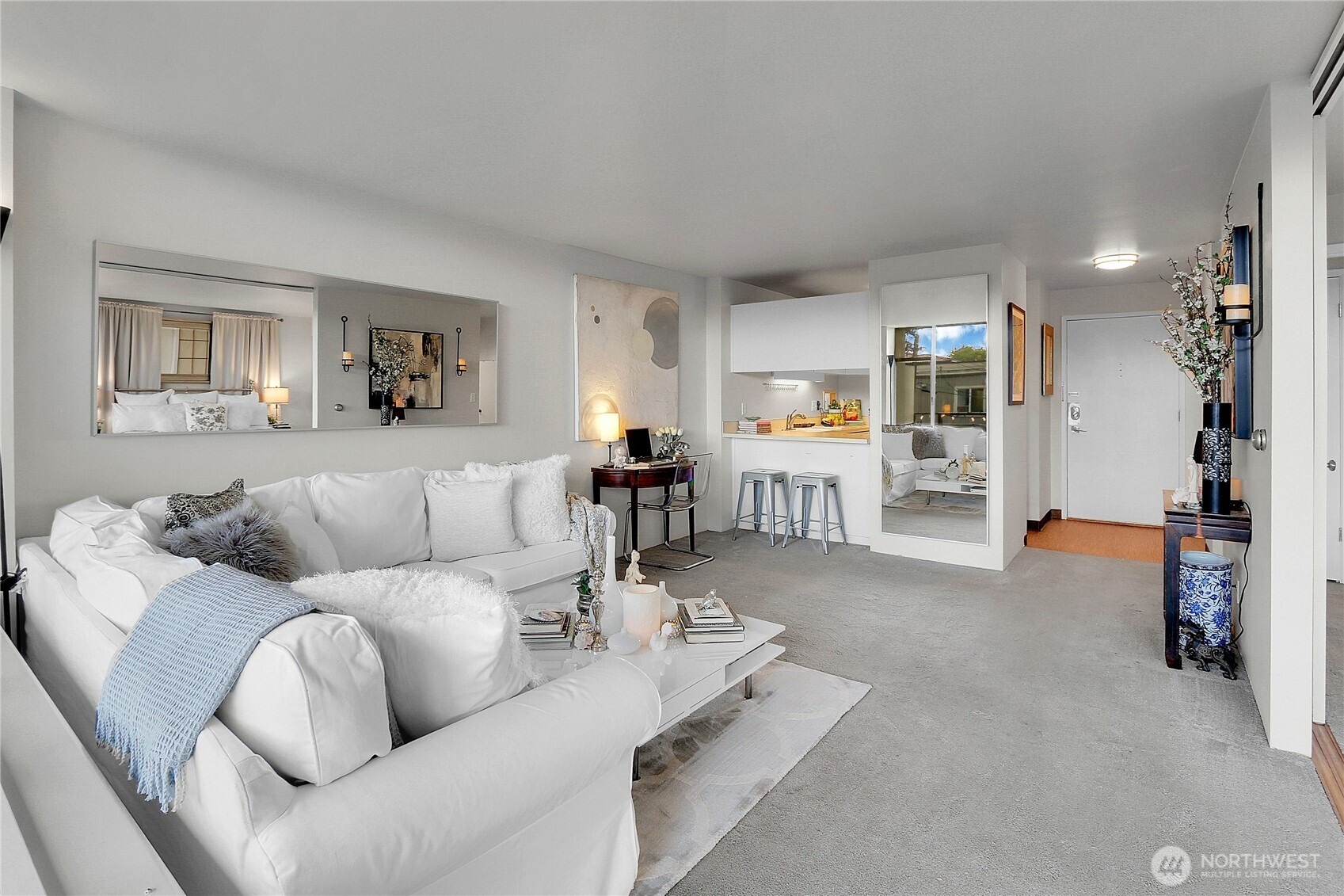 2040 43rd Avenue E #215, Seattle, WA 98122