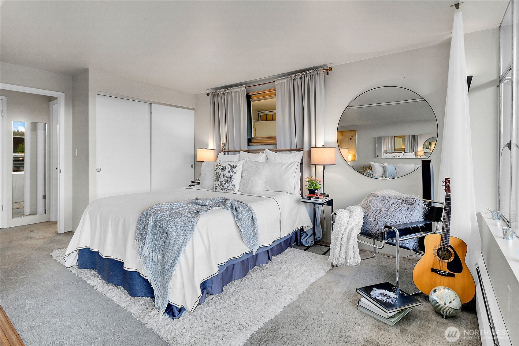 2040 43rd Avenue E #215, Seattle, WA 98122