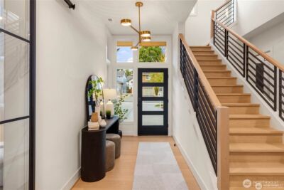 13128 NE 103rd Place , Kirkland, WA 98033 - Photo 2