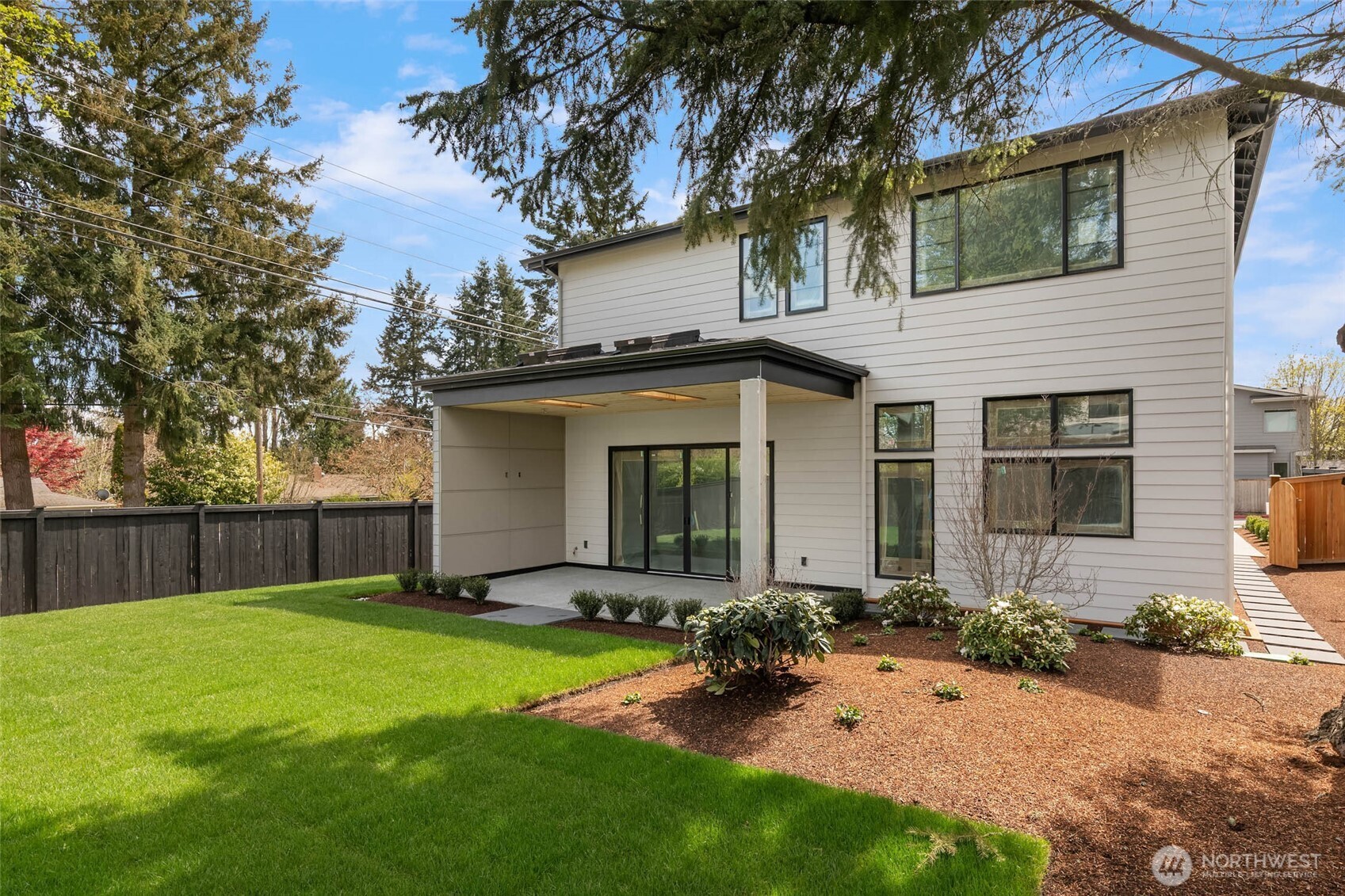 13128 NE 103rd Place , Kirkland, WA 98033