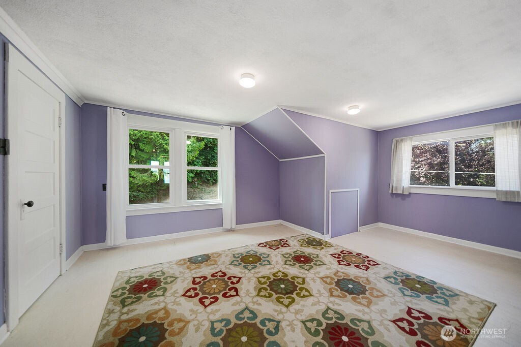 17198 Viking Way NW, Poulsbo, WA 98370-8330