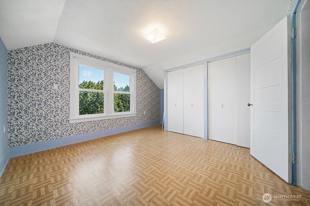 17198 Viking Way NW, Poulsbo, WA 98370-8330