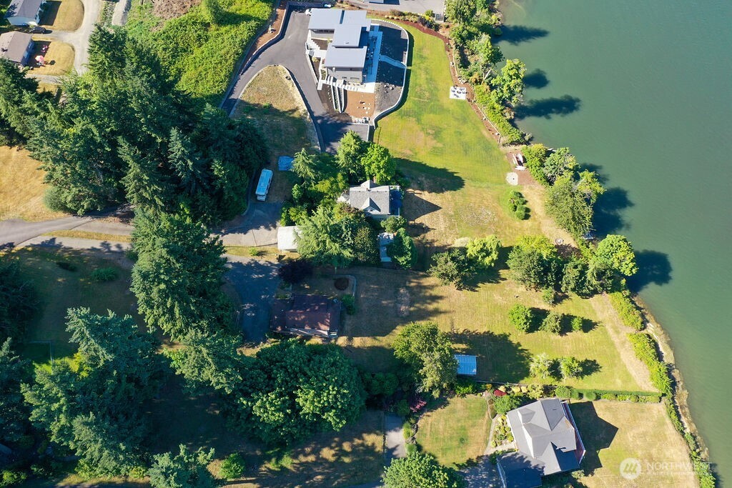 17198 Viking Way NW, Poulsbo, WA 98370-8330
