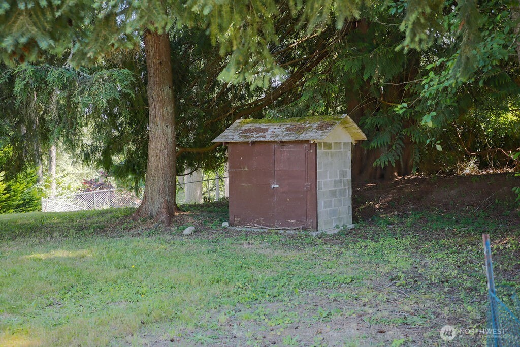 17198 Viking Way NW, Poulsbo, WA 98370-8330