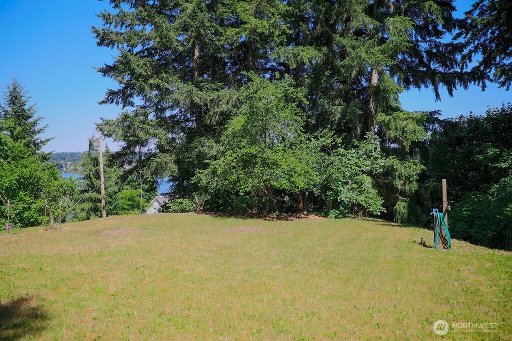 17198 Viking Way NW, Poulsbo, WA 98370-8330