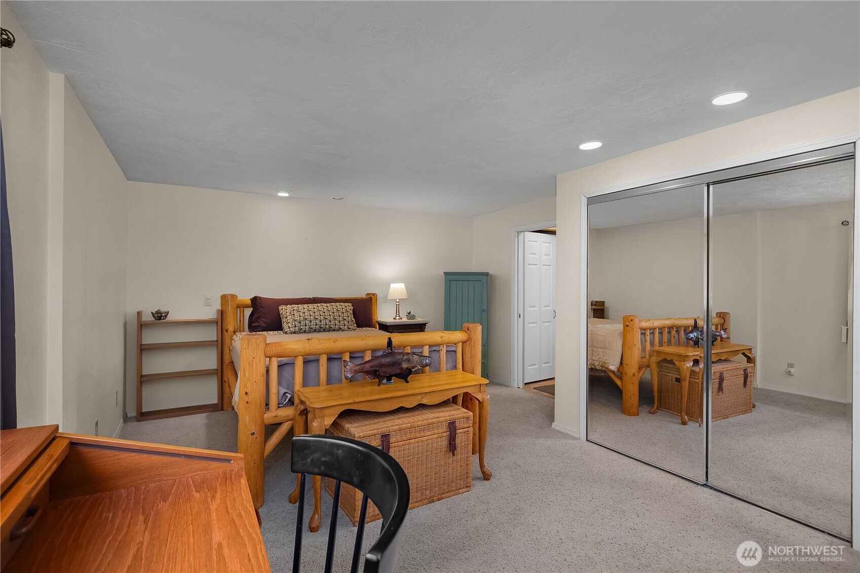 131 N Fairway Drive W, Hoodsport, WA 98548