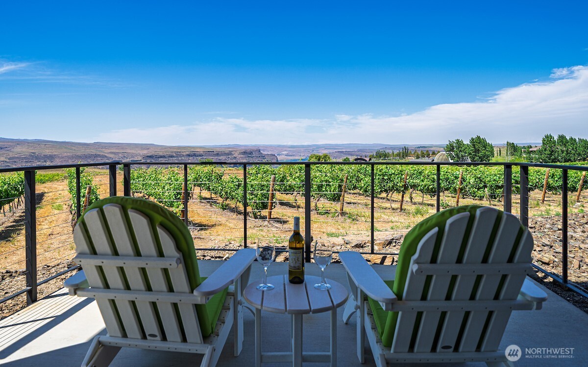 23648 Cliffe Pointe Road NW #10C, Quincy, WA 98848