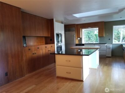18427 91st Place W, Edmonds, WA 98026 - Photo 12