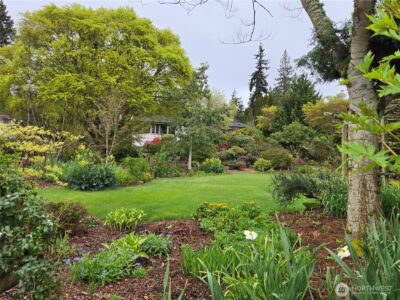 18427 91st Place W, Edmonds, WA 98026 - Photo 2