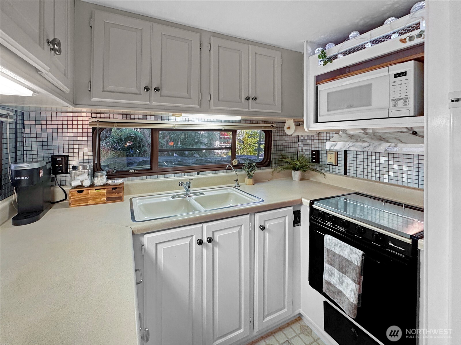 175 6 Chanterelle Drive , Deming, WA 98266
