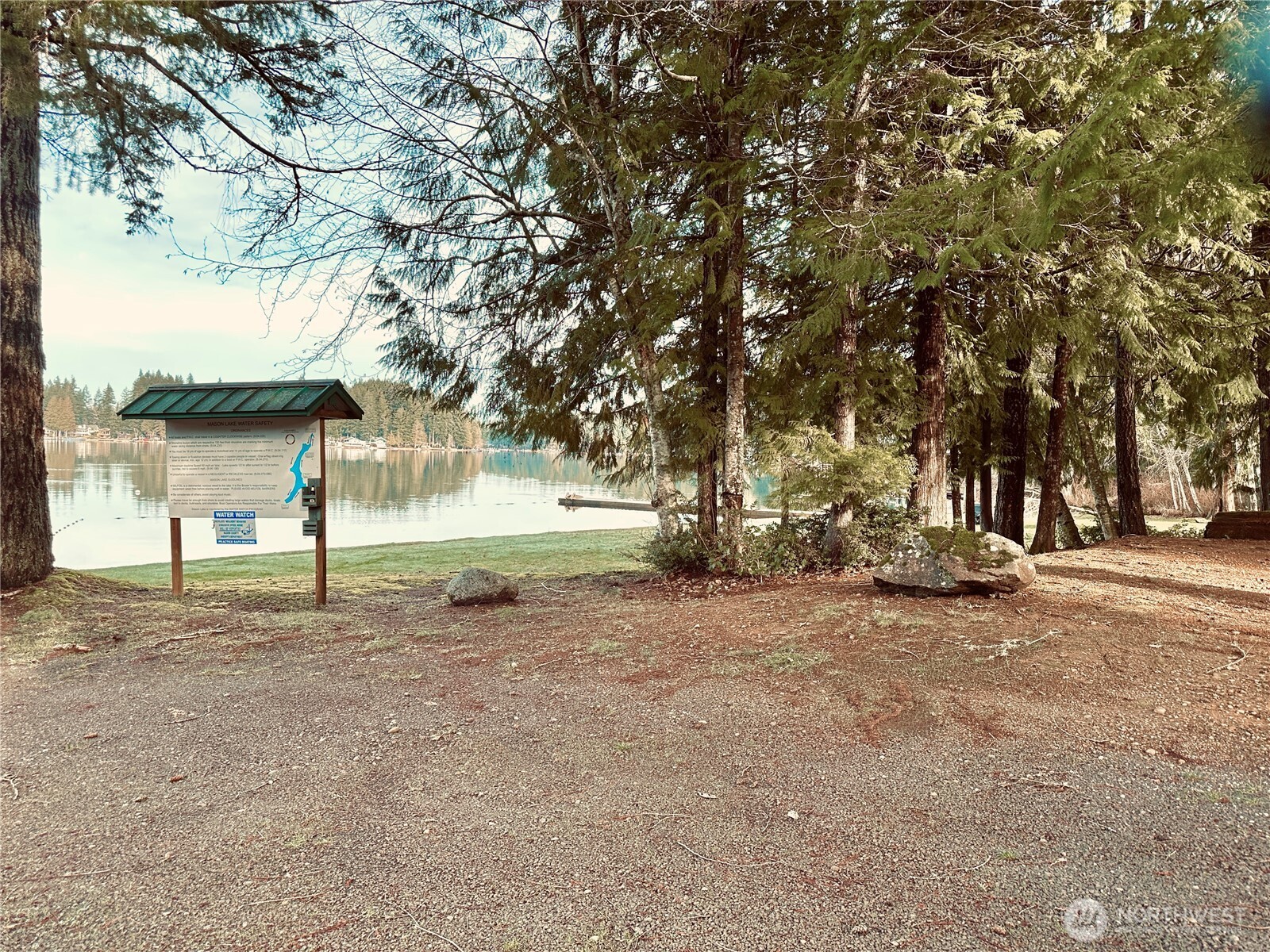 920 E Mason Lake Drive E, Grapeview, WA 98546