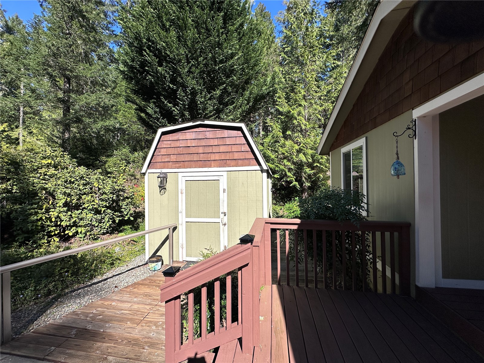 920 E Mason Lake Drive E, Grapeview, WA 98546