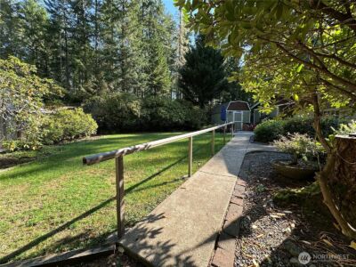 920 E Mason Lake Drive E, Grapeview, WA 98546 - Photo 2