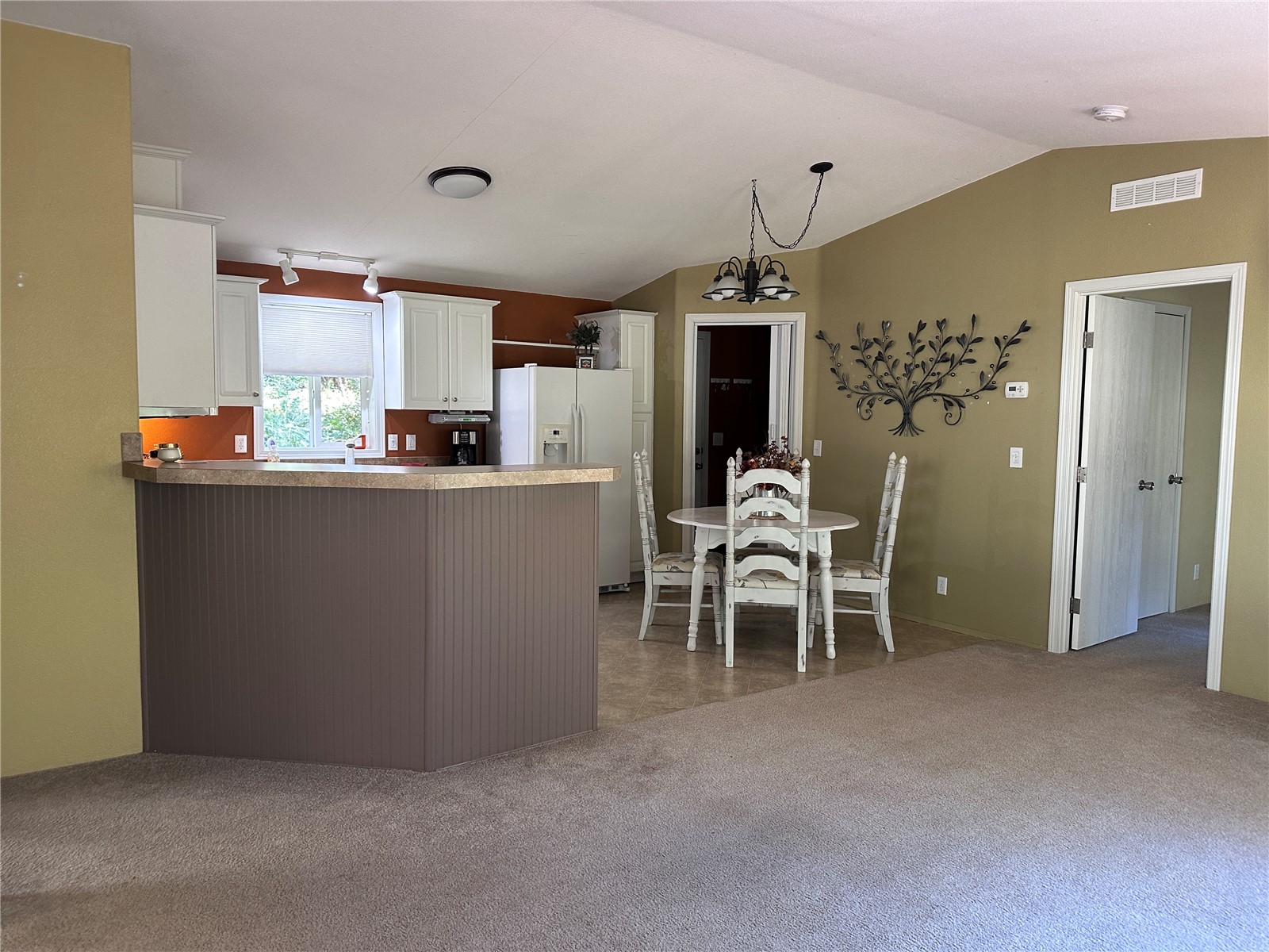 920 E Mason Lake Drive E, Grapeview, WA 98546