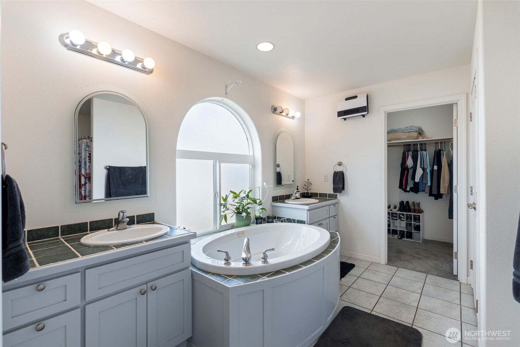 1613 Winterwood Drive , Centralia, WA 98531