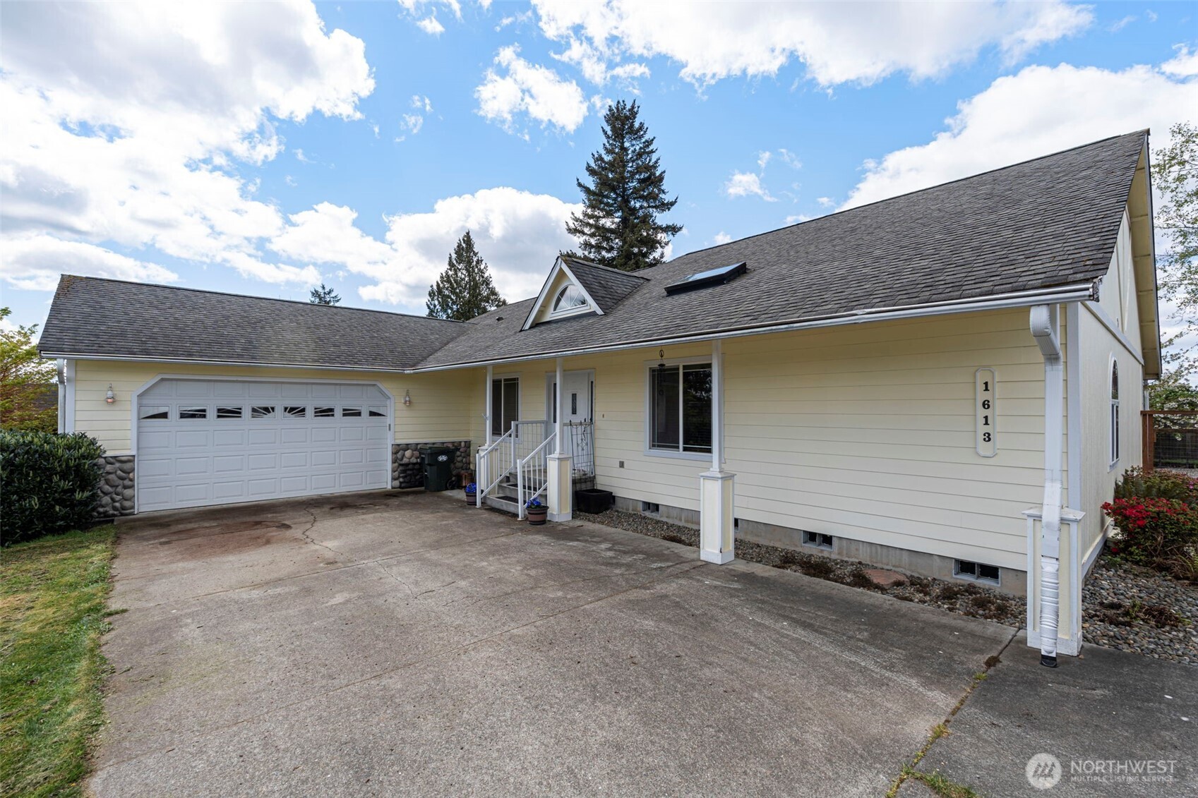 1613 Winterwood Drive , Centralia, WA 98531