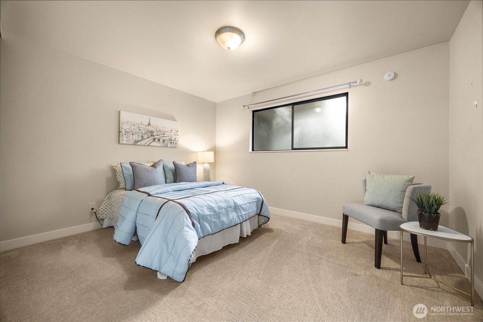 5101 NE 55th Street #103, Seattle, WA 98105